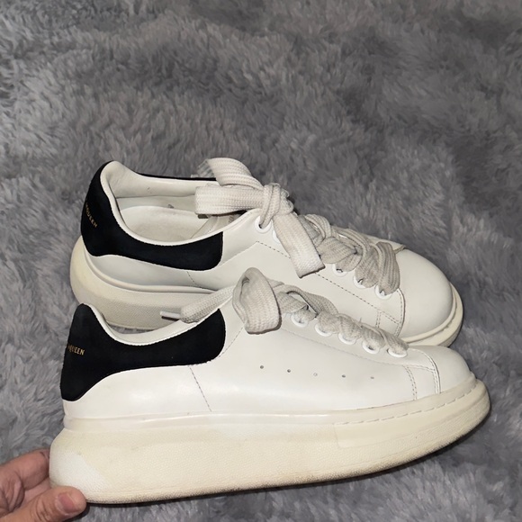 Alexander McQueen Shoes - Alexander McQueen White Sneakers with Black Detail